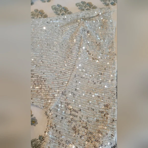 Altar'd State Cream Nashville Tee with Sequin Sleeves - Picture 3 of 4